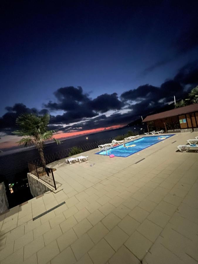 Astan Hotel Gagra Exterior foto